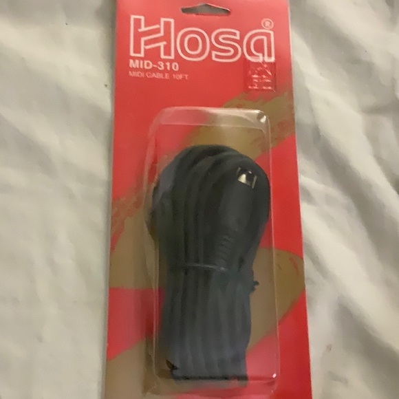 NWT HOSA MIDI CABLE MODEL MID-310 - Picture 5 of 5